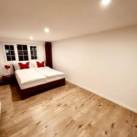 Apartment * 쿠블리스