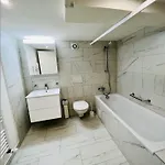 Apartment Apartment